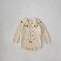 2024 Autumn Infant Baby Girls Flowers Embroidery Pattern Hollow Out Hem Long Sleeves Cardigan With Bodysuit/Vest Sets Wholesale