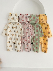 Infant Baby Simple Animals Cartoon Print One Piece Rompers in Autumn Wholesale