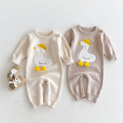 Infant Baby Cute Cartoon Duck Pattern One Piece Casual Knitted Rompers in Autumn Wholesale