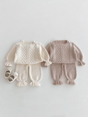 2024 Autumn Infant Baby Girls Jacquard Pattern Long Sleeves Pullover With Pants Knitted Sets Wholesale