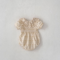 2025 Summer Infant Baby Girls Short Sleeves Hearts Pattern Pleated Onesies with Collar Wholesale