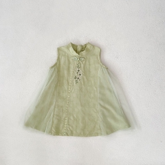 2025 Summer Infant Baby Girls Vintage Sleeveless Flowers Pattern Embroidered Dress Wholesale