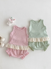 2025 Summer Infant Baby Girls Sleeveless Flowers Pattern Color Patchwork Top Vest and Bloomers Sets Wholesale