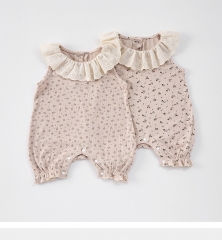 2025 Summer Infant Baby Girls Sleeveless Flowers Pattern Color Patchwork Rompers Wholesale