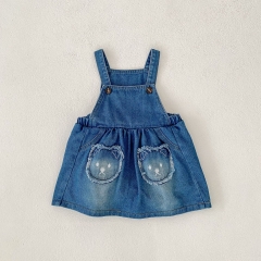 2025 Summer Infant Baby Girls Teddy Pattern Pocketed Sleeveless Denim Dress Wholesale