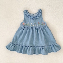 2025 Summer Infant Baby Girls Flowers Pattern Embroidered Sleeveless Denim Dress Wholesale
