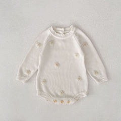 Autumn and Winter Infant Baby Girls Flowers Pattern Long Sleeve One Piece Knitted Onesies Wholesale
