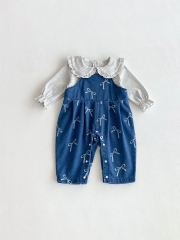 2025 Autumn Infant Baby Girls Long Sleeves Grey Striped Top With Butterfly-bow Pattern Denim Overalls Sets Wholesale