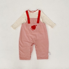 2025 Autumn Infant Baby Girls Long Sleeves Hearts Pattern Top With Color Patchwork Overalls Sets Wholesale