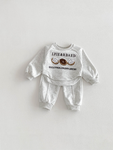 2026 Spring and Autumn Infant Baby Kids Unisex Long Sleeves Cartoon and Letters Pattern Pullover with Plain Pants Sets Wholesale