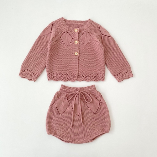 Autumn Infant Baby Kids Solid Color Long Sleeves Hollow-out Cardigan and Shorts Knitted Clothing Sets Wholesale