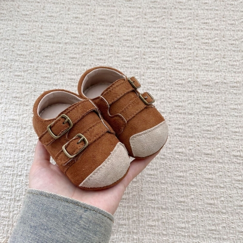 2026 Unisex Baby Soft Sole Learning Shoes for Spring and Autumn Faux Suede Velcro Strap Non Slip Loafers Rounded Toe Baby Walking Shoes Wholesale